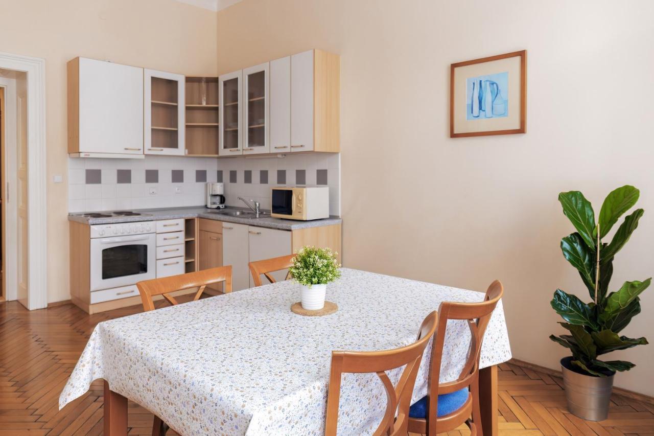 Sibelius Apartments Prag Dış mekan fotoğraf