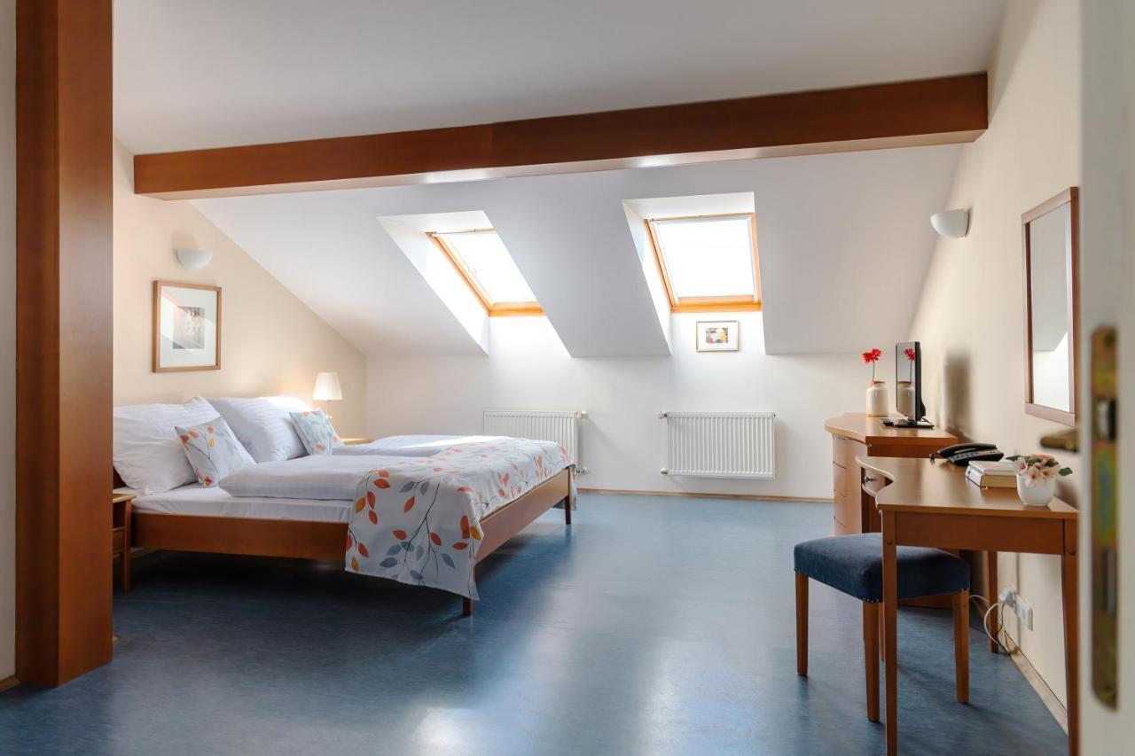 Sibelius Apartments Prag Dış mekan fotoğraf