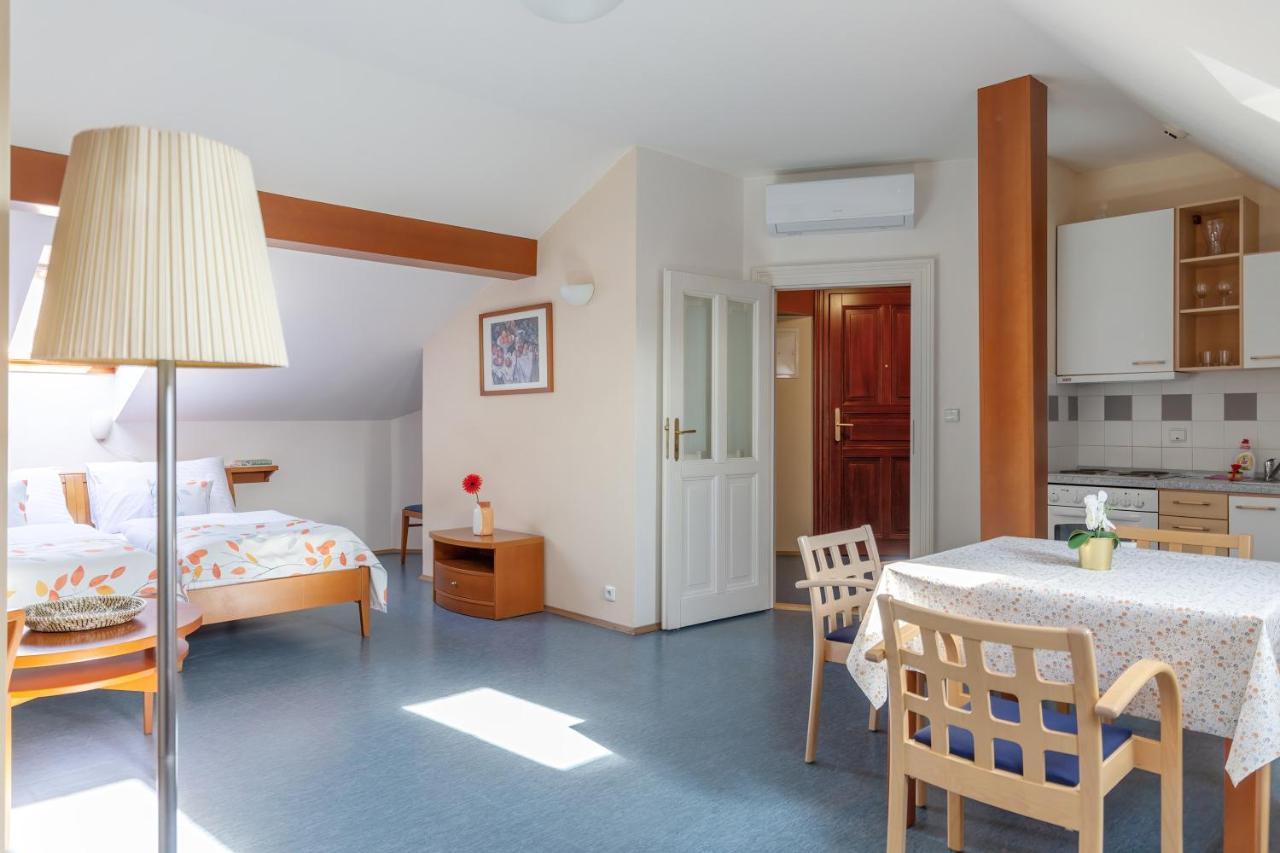 Sibelius Apartments Prag Dış mekan fotoğraf