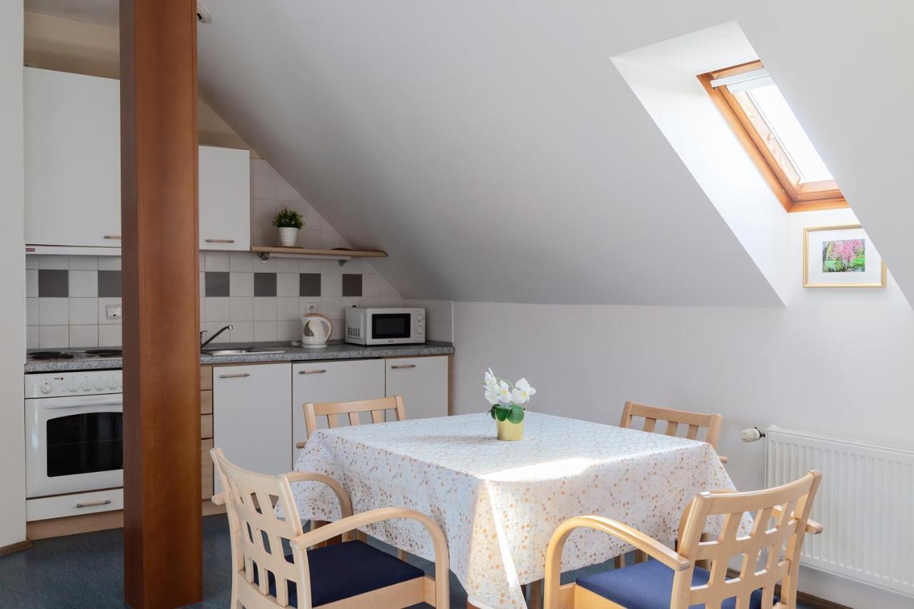 Sibelius Apartments Prag Dış mekan fotoğraf